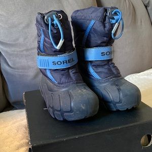 Kids winter boots